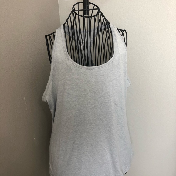 Nike Workout Tank - Picture 4 of 5